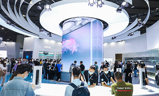 建博会首日Ibeat365在线体育,3D全息科技展馆惊艳亮相，智简生活，即刻体验！
